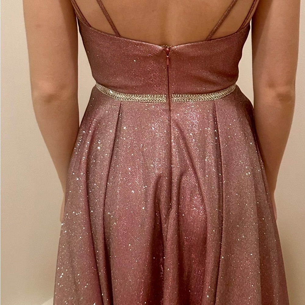 Prom - Picture 3 of 4